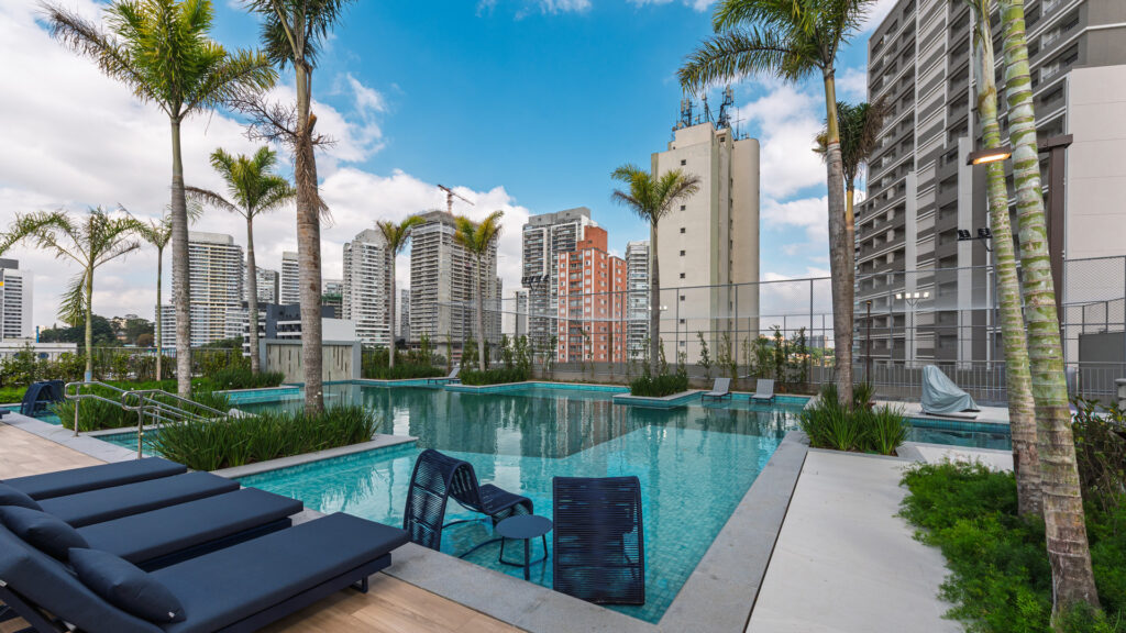 Piscina E Solário No 4º Pavimento Do Green View Butantã, Foto Do Empreendimento Entregue